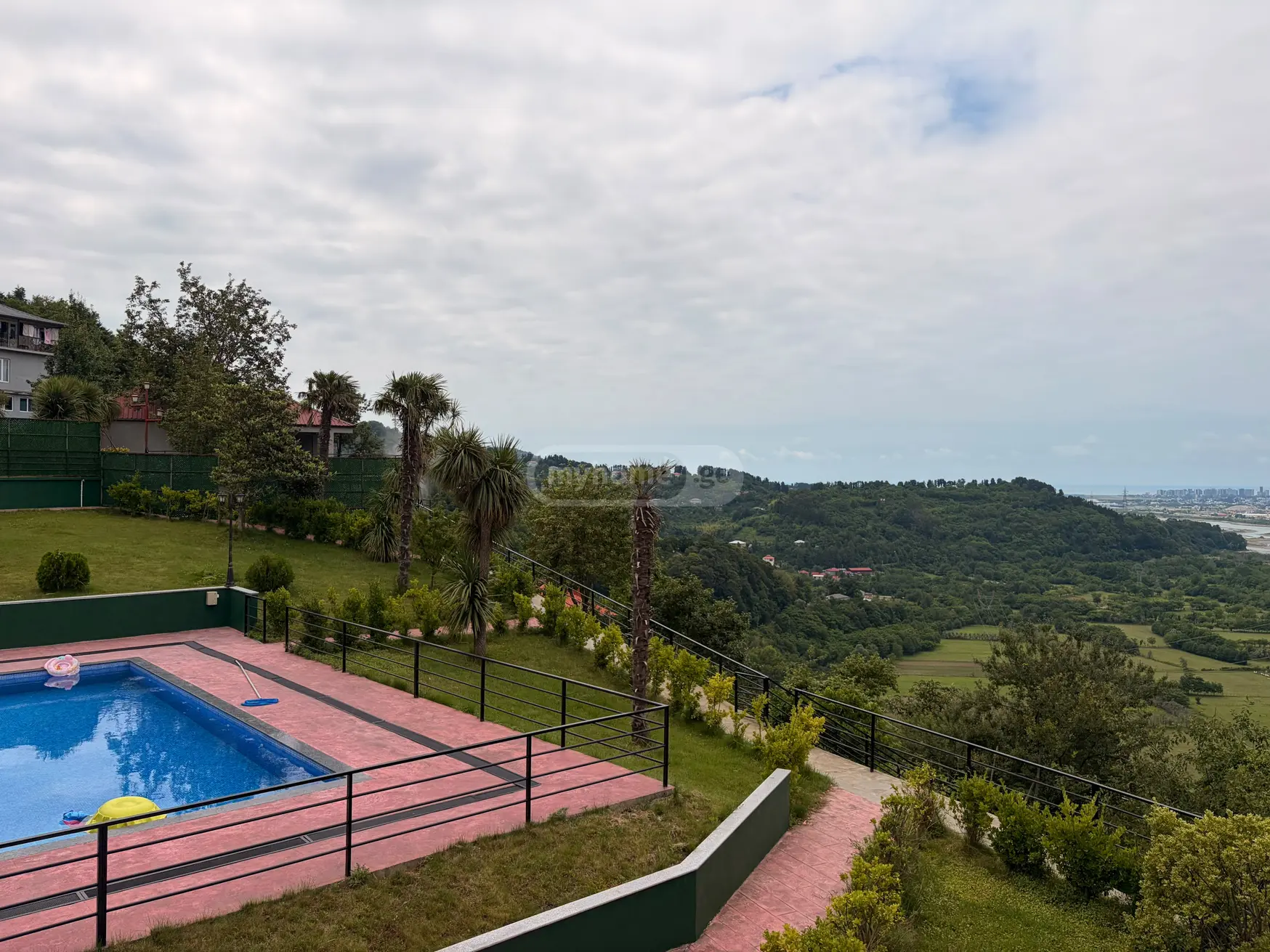 Daily Rent 10+ Room Private House In Batumi view 13