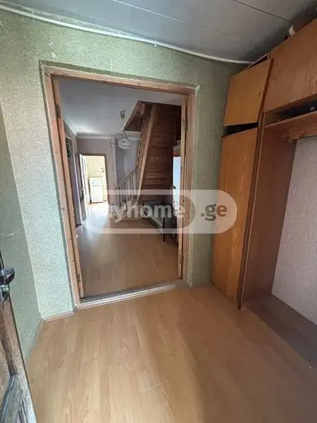 For Rent 4 Room Apartment Mtskhetashi view 9