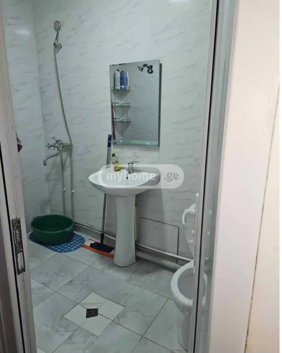For Rent 3 Room Apartment Kutaisshi view 7