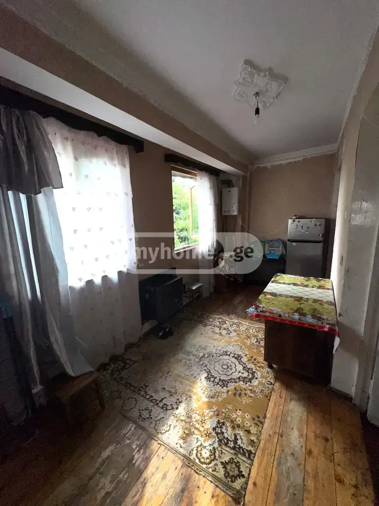 For Sale 2 Room Apartment Kutaisshi view 6