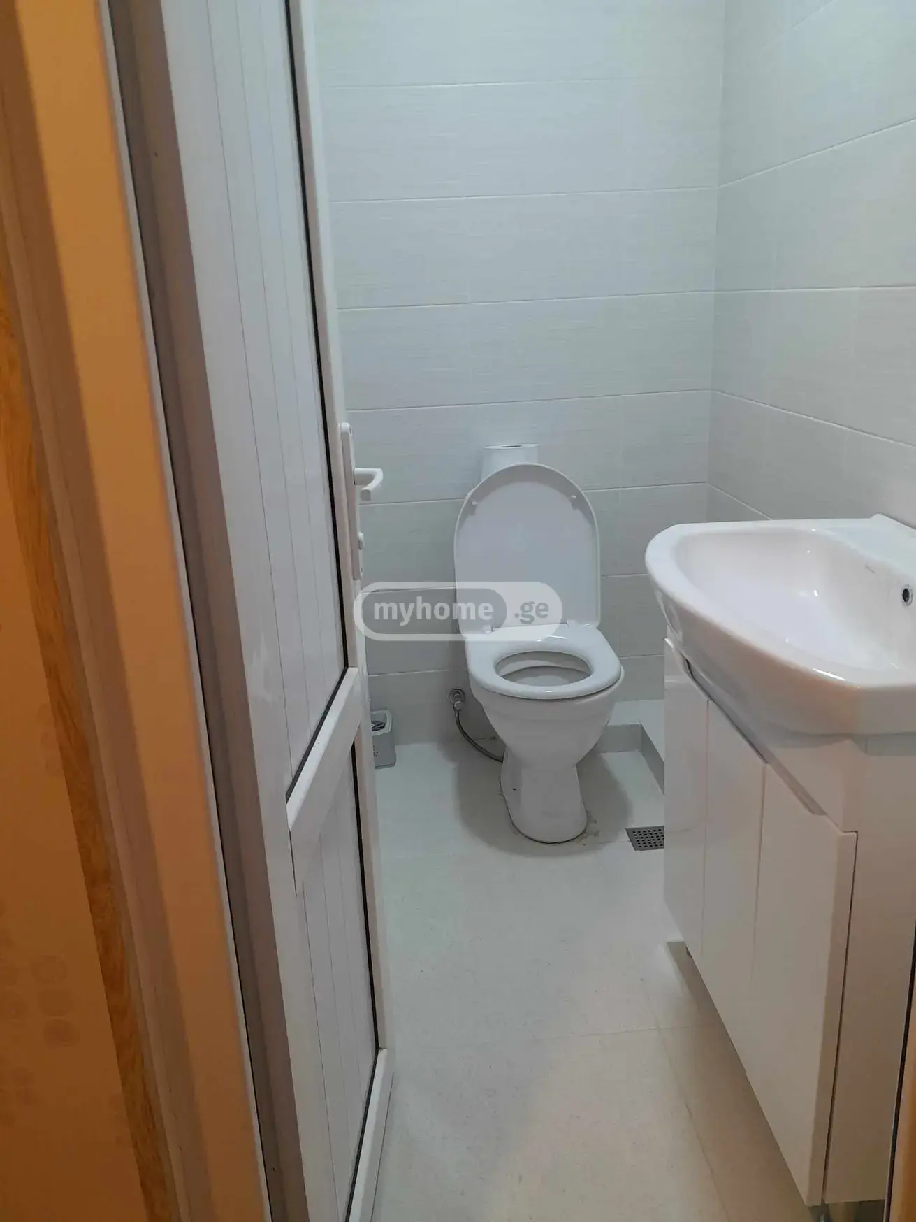 For Sale 3 Room Apartment Kutaisshi view 5