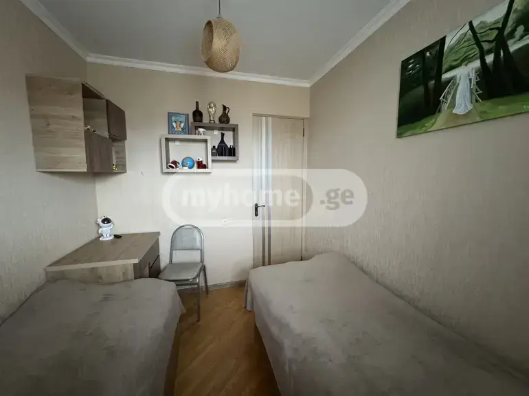 For Sale 3 Room Apartment Kutaisshi view 7