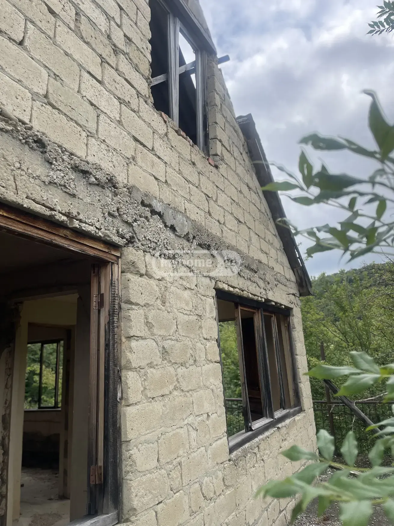 For Sale 3 Room Country House Dushetshi view 3