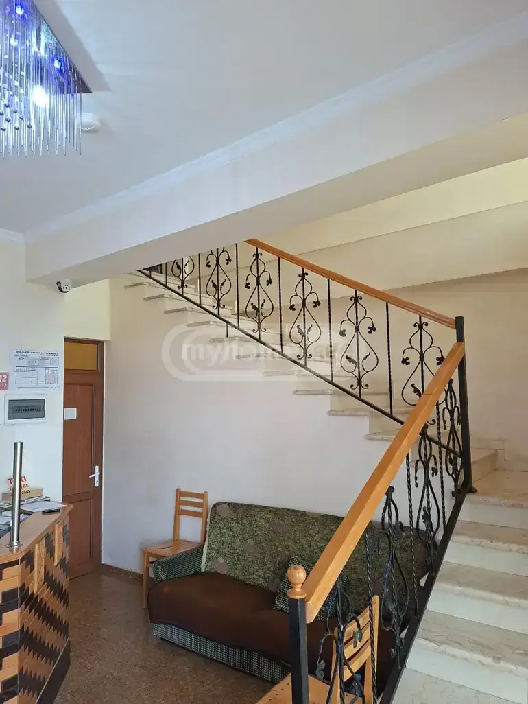 For Sale 10+ Room Apartment Kutaisshi view 5