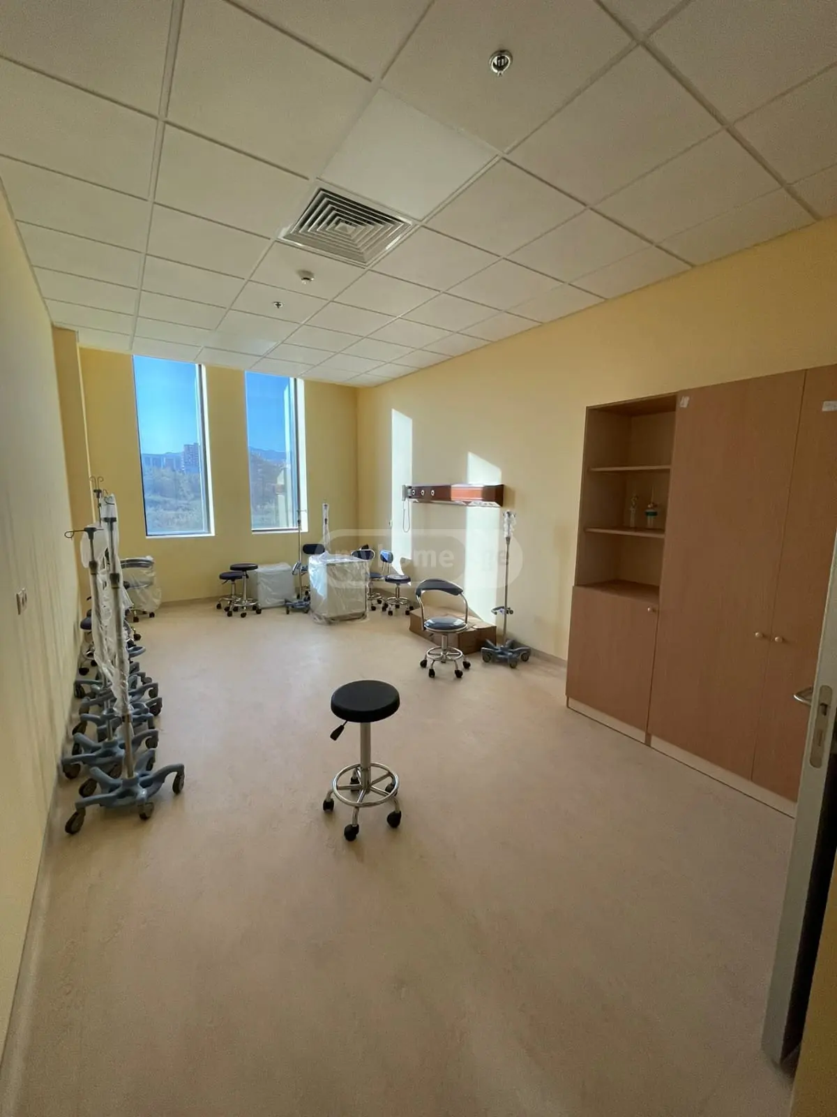 For Sale Mtliani Shenoba Commercial Space Dighmis Masivshi view 13