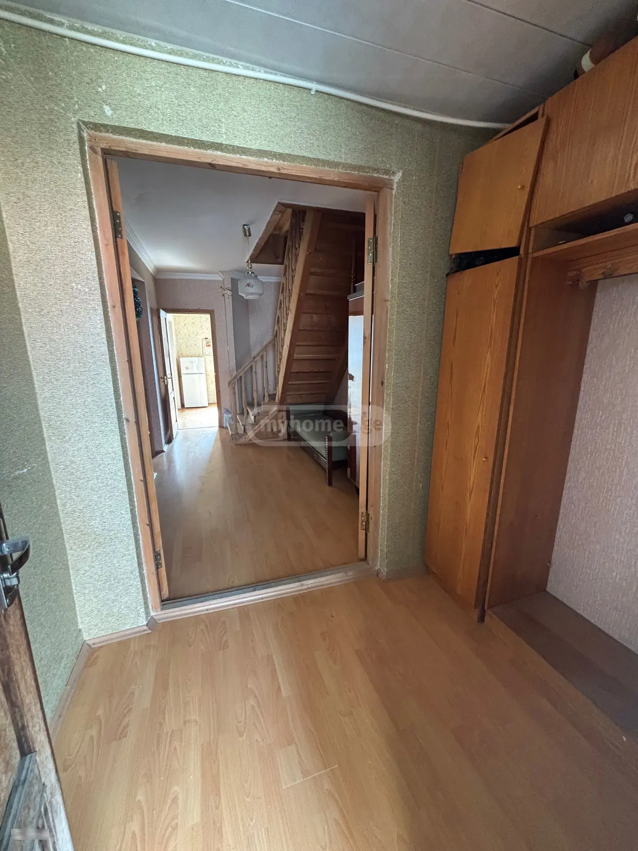 For Rent 4 Room Apartment Mtskhetashi view 9