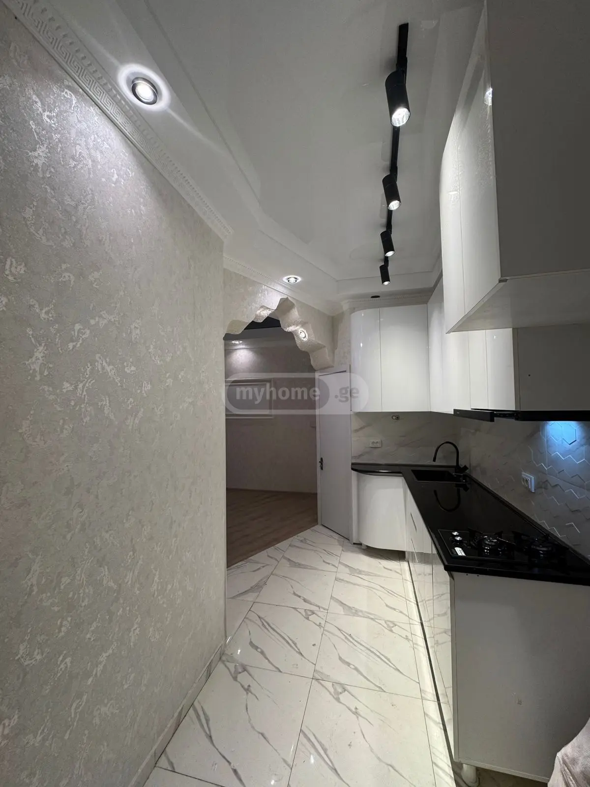 For Sale 2 Room Apartment Mtskhetashi view 3