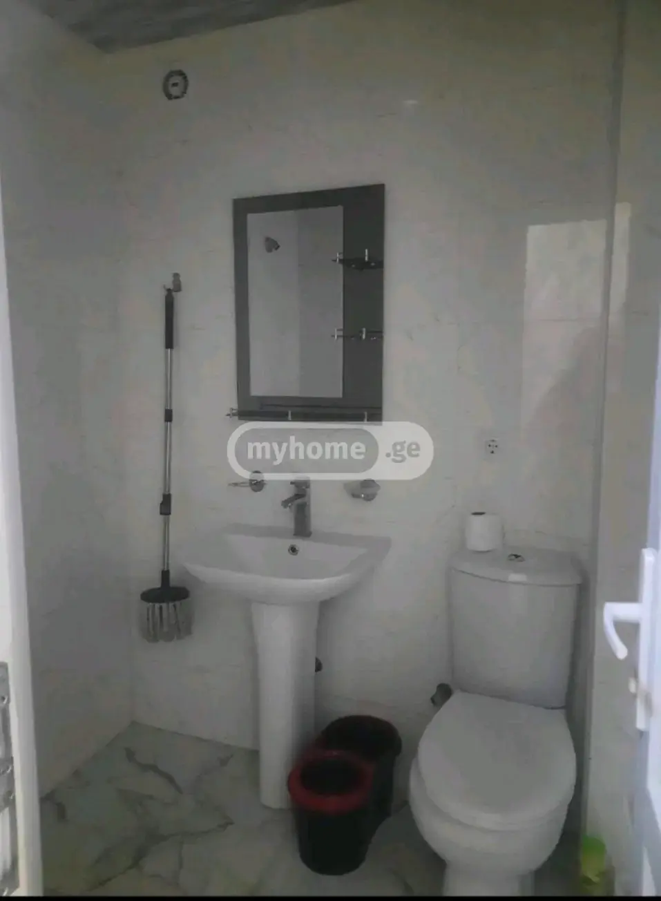 For Sale 2 Room Apartment Kutaisshi view 3
