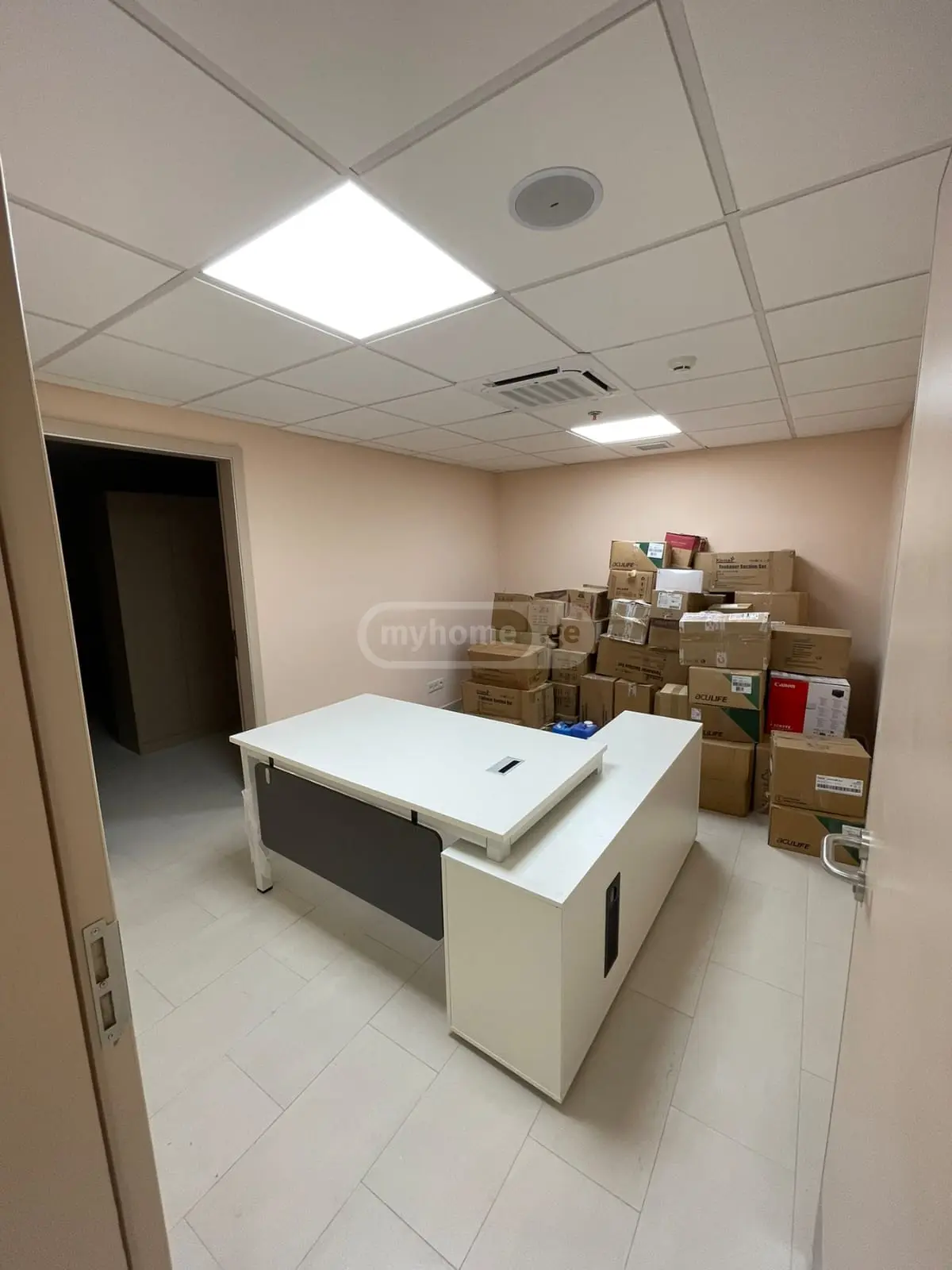 For Sale Mtliani Shenoba Commercial Space Dighmis Masivshi view 11