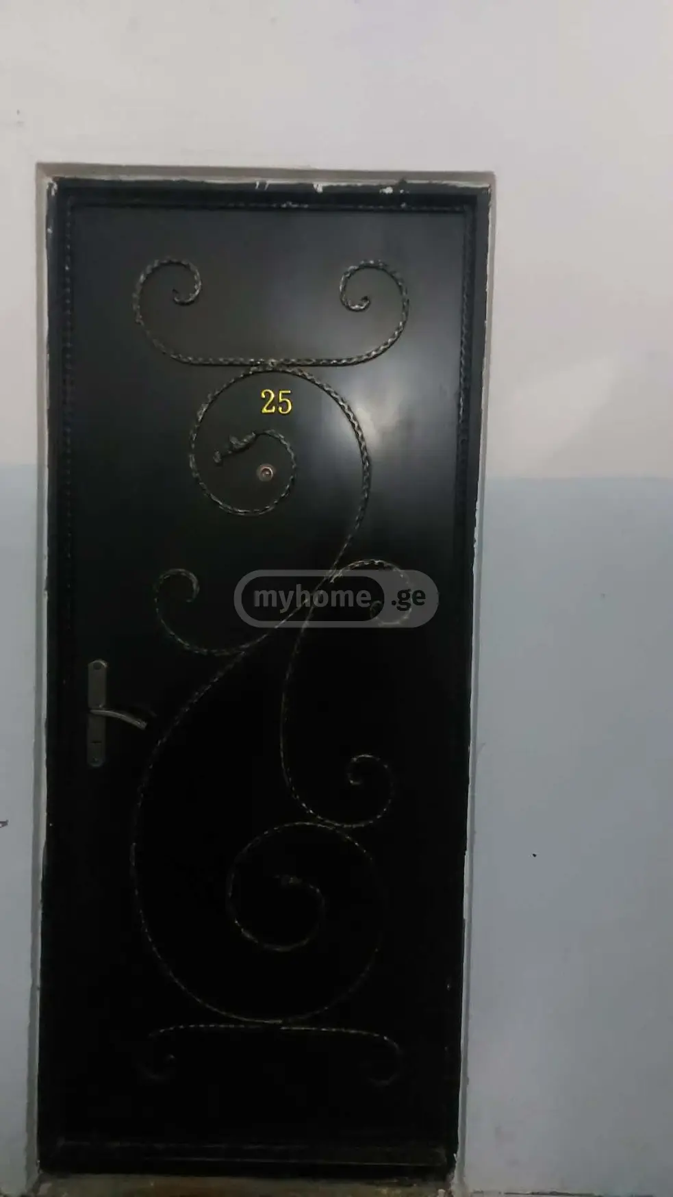 For Sale 4 Room Apartment Potshi view 3