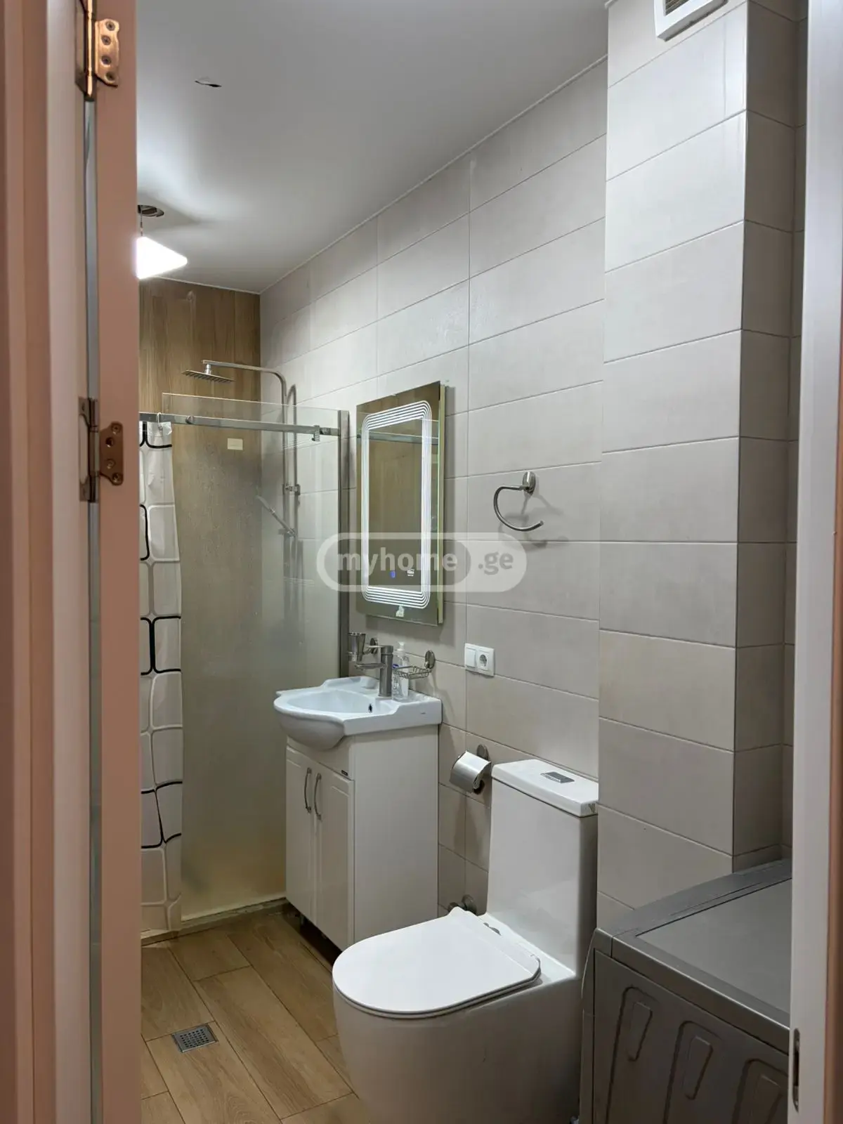 For Rent 3 Room Apartment Kutaisshi view 7