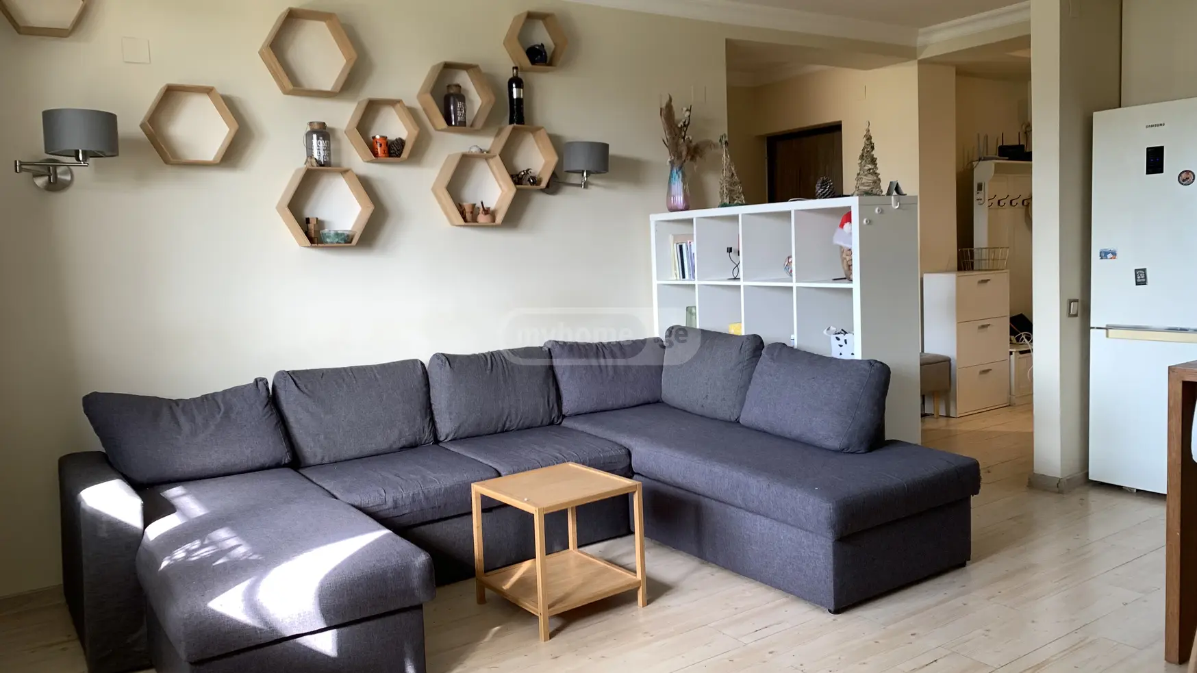 For Rent 4 Room Apartment view 2