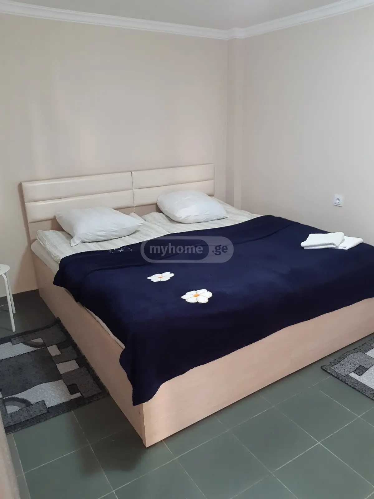 Daily Rent 1 Room Apartment Mtatsmindaze view 1