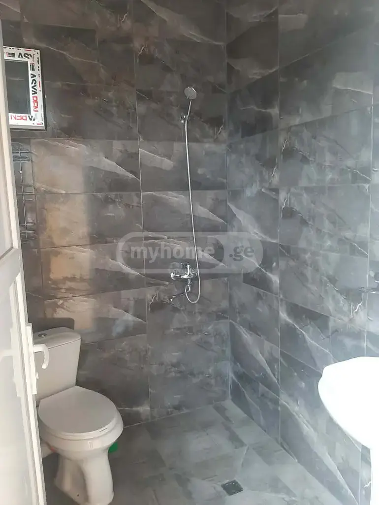 For Rent 2 Room Country House view 3