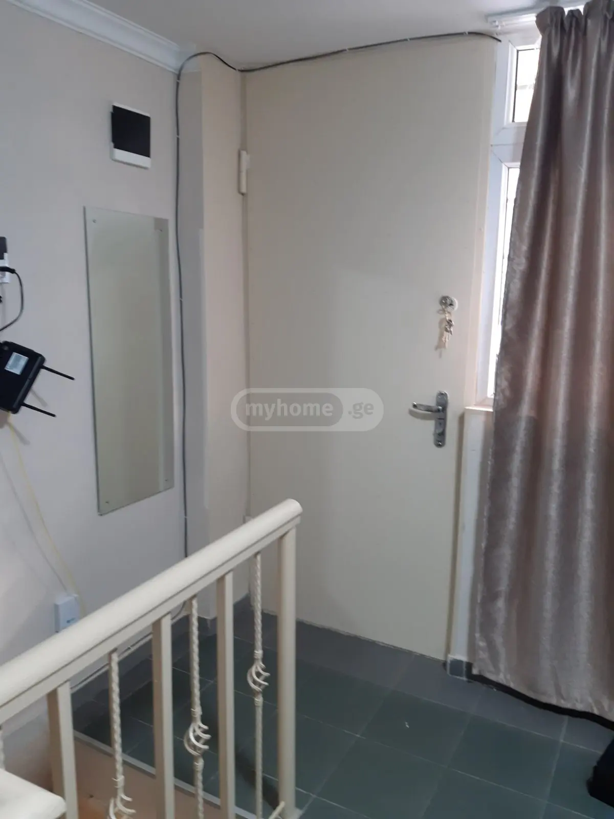 Daily Rent 1 Room Apartment Mtatsmindaze view 4
