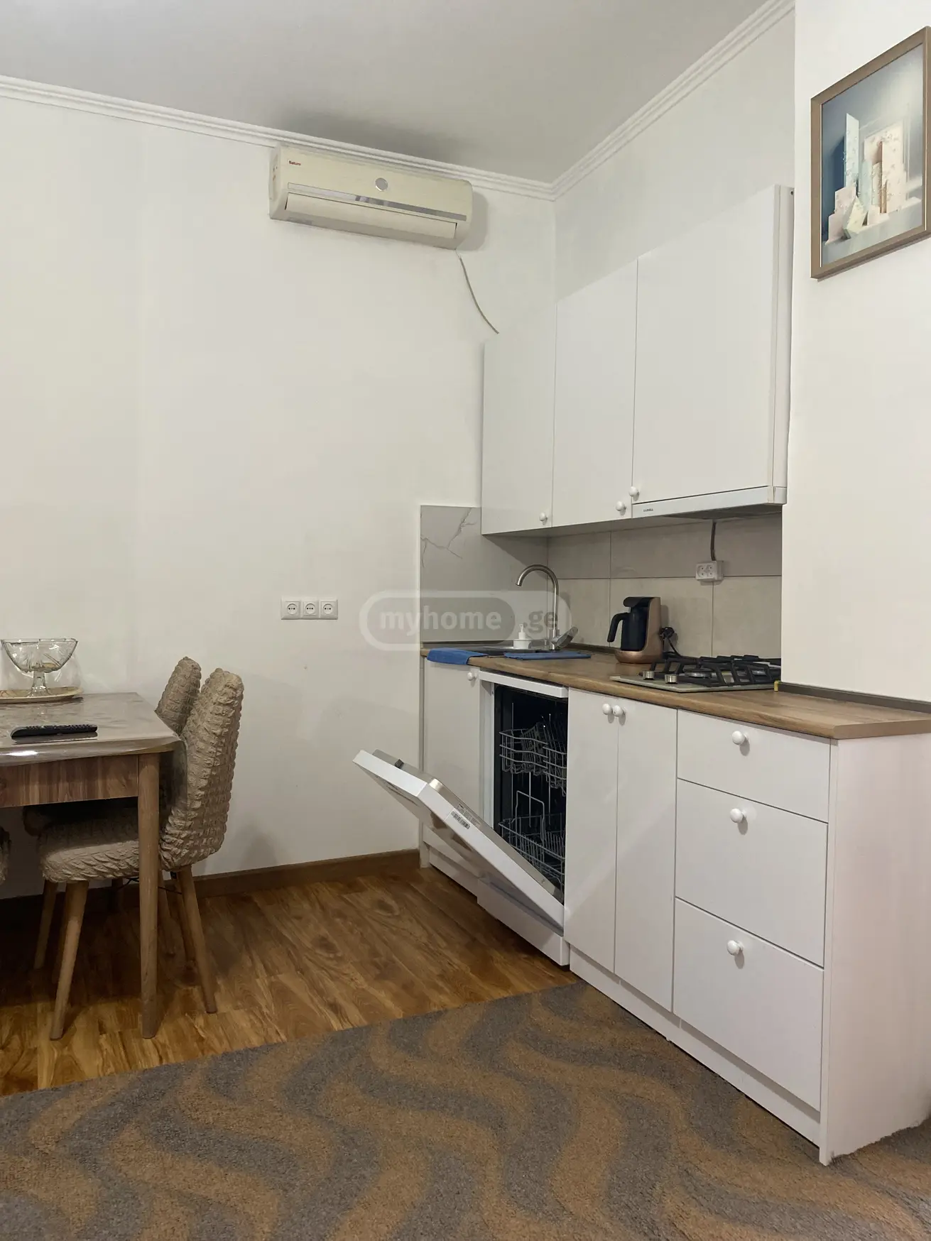 For Rent 3 Room Apartment, 4 of 12