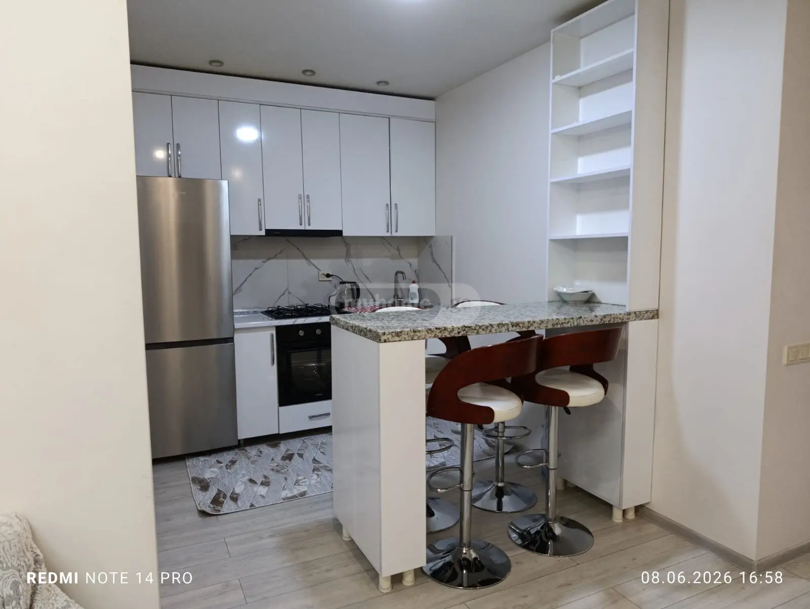 For Rent 3 Room Apartment view 1