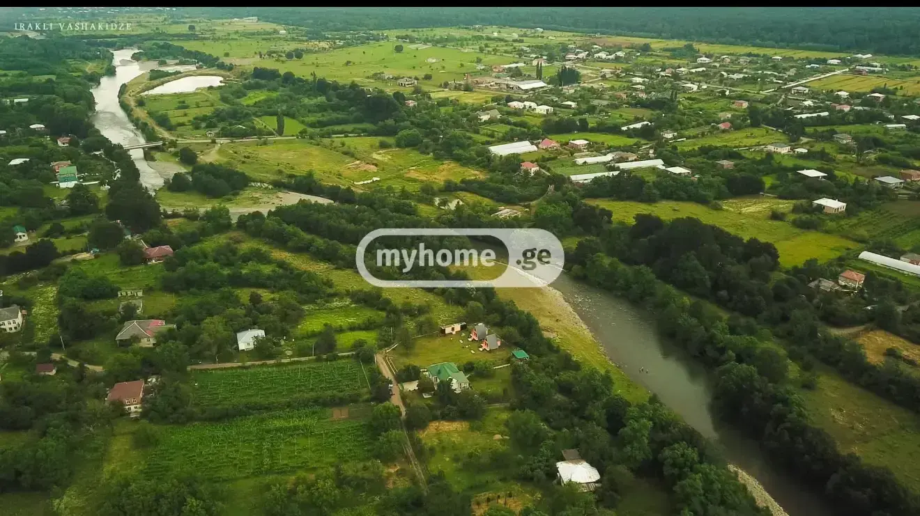 For Sale 4 Room Country House Baghdatshi view 16