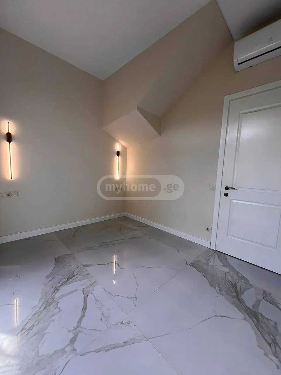 For Sale 5 Room Private House view 8
