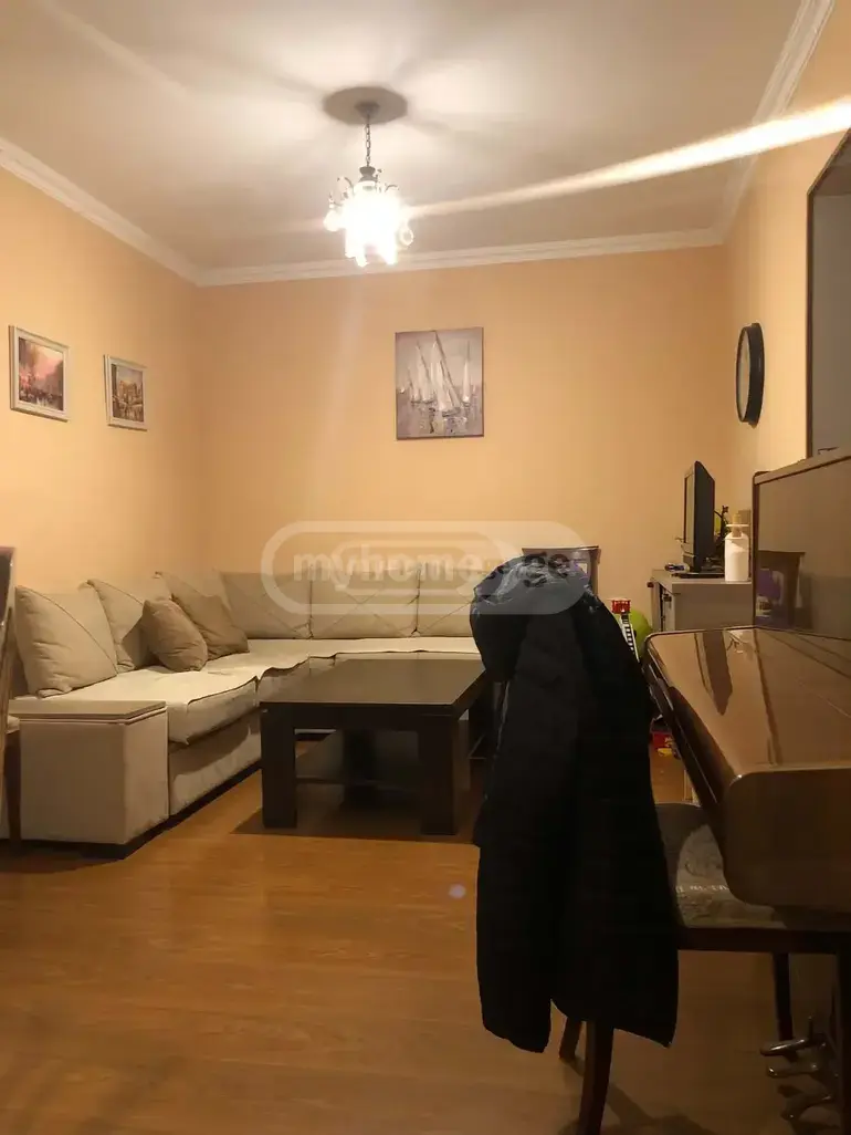 For Sale 3 Room Apartment Kutaisshi view 1