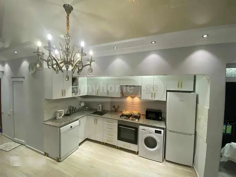 For Rent 10+ Room Sastumro In Batumi view 2