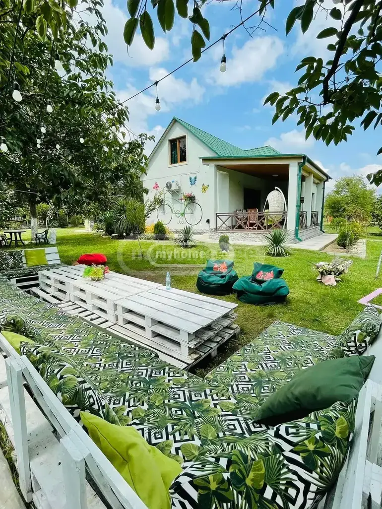 Продажа 4-комната Загородный дом в Baghdatshi view 1