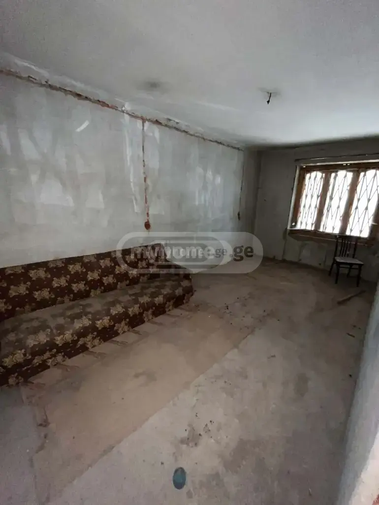 For Sale 3 Room Apartment Kutaisshi view 7