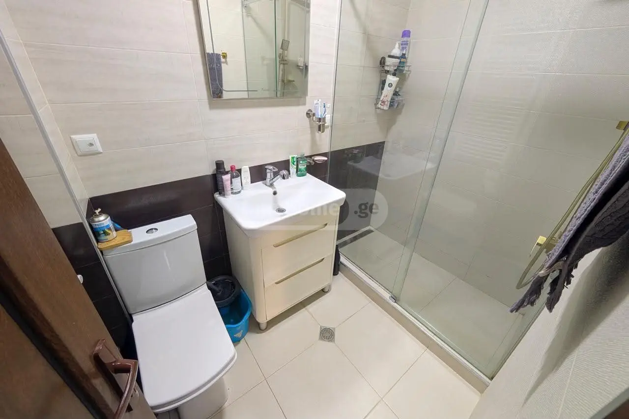 For Sale 4 Room Apartment Kutaisshi view 8