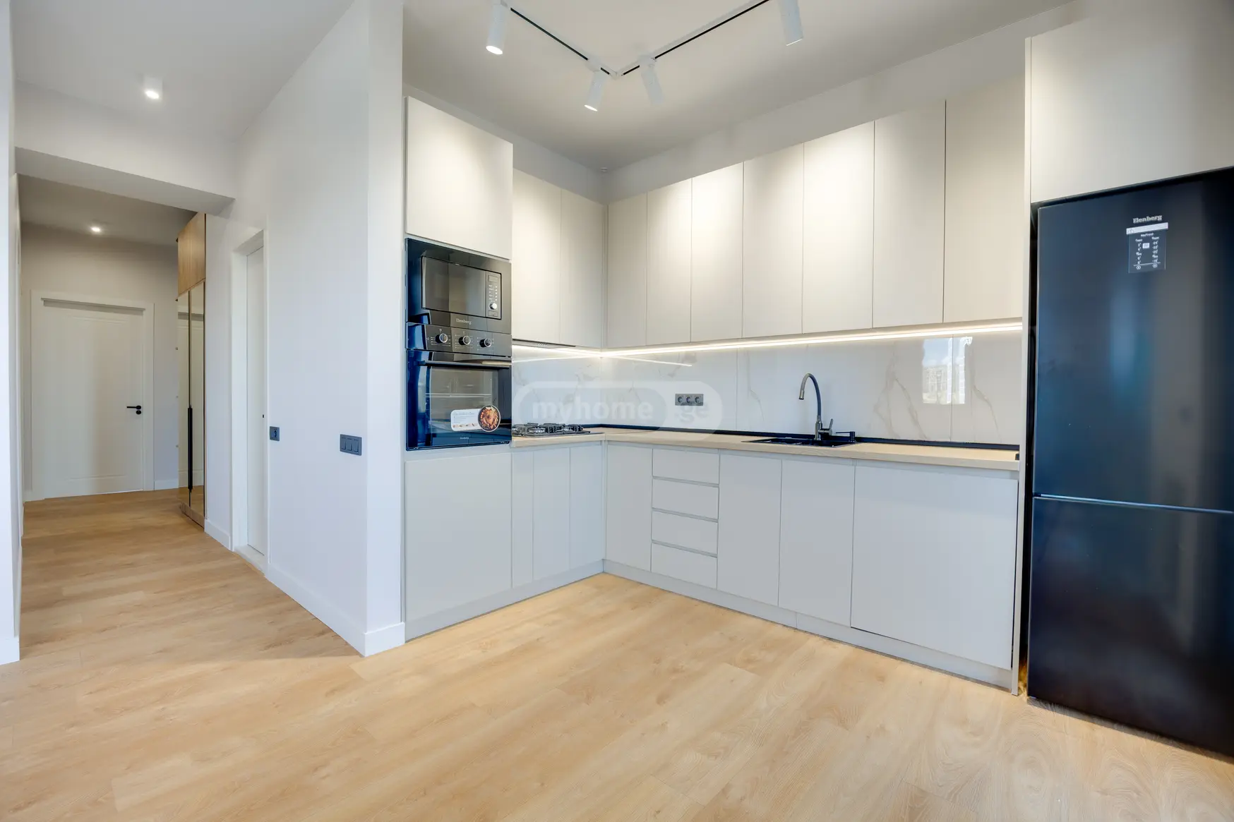 For Sale 4 Room Apartment Varketilshi, 1 of 12