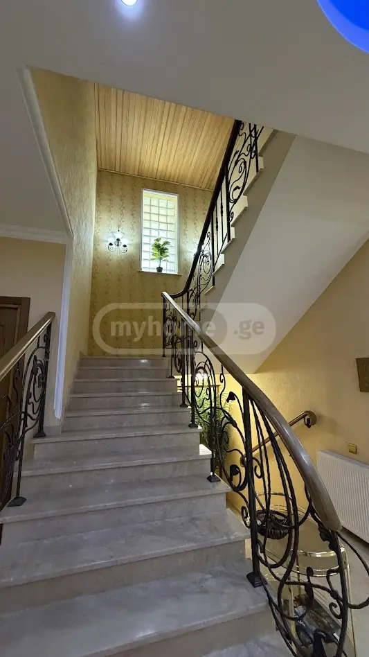 For Sale 7 Room Private House Dighmis Masivshi view 10