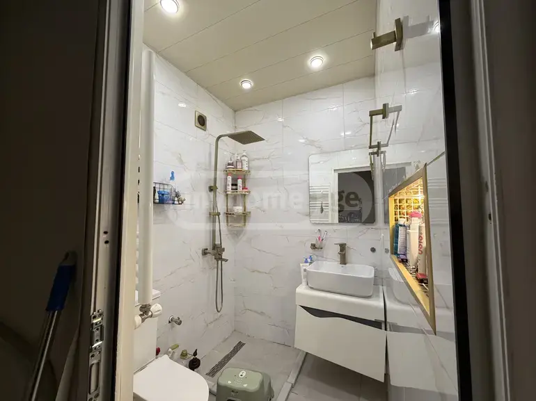 3 Room Flat For Sale view 14