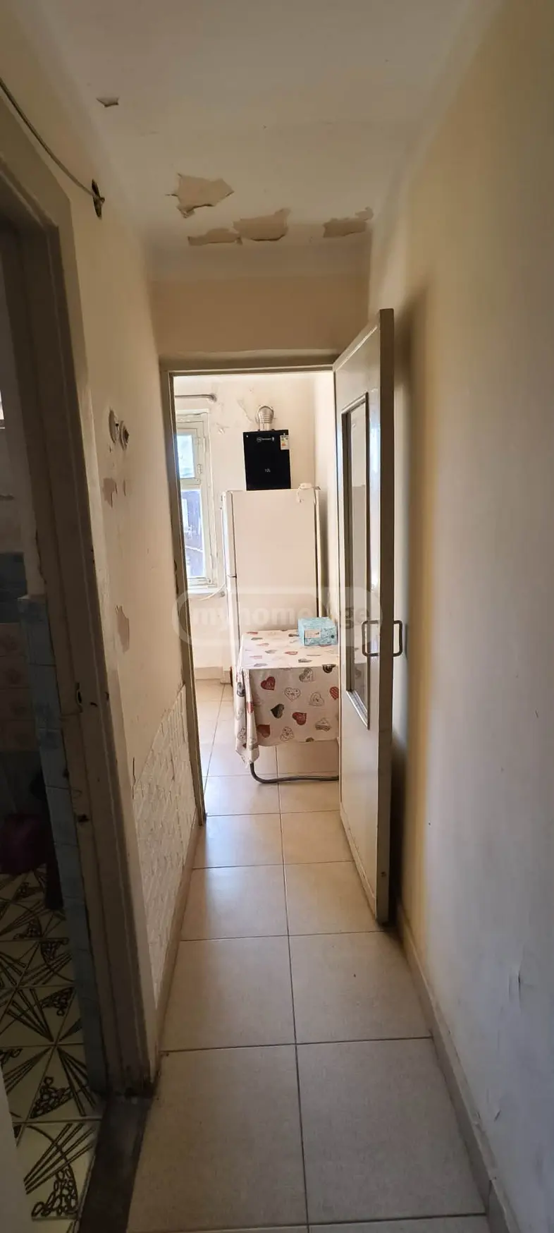 For Sale 1 Room Apartment Kutaisshi view 5