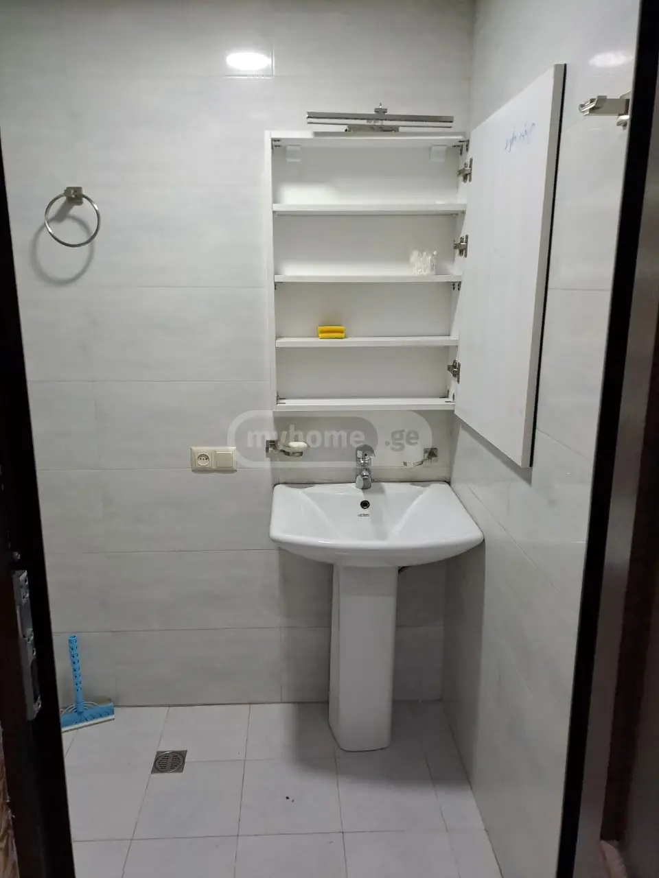 For Rent 6 Room Private House view 11