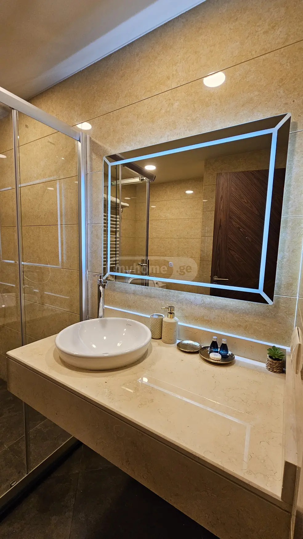 Daily Rent 1 Room Sastumro Kobuletis Munitsipalitetshi view 3