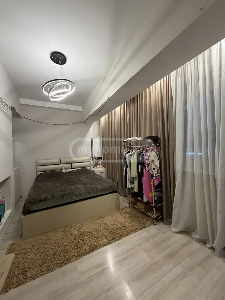 3 Room Flat For Sale view 9