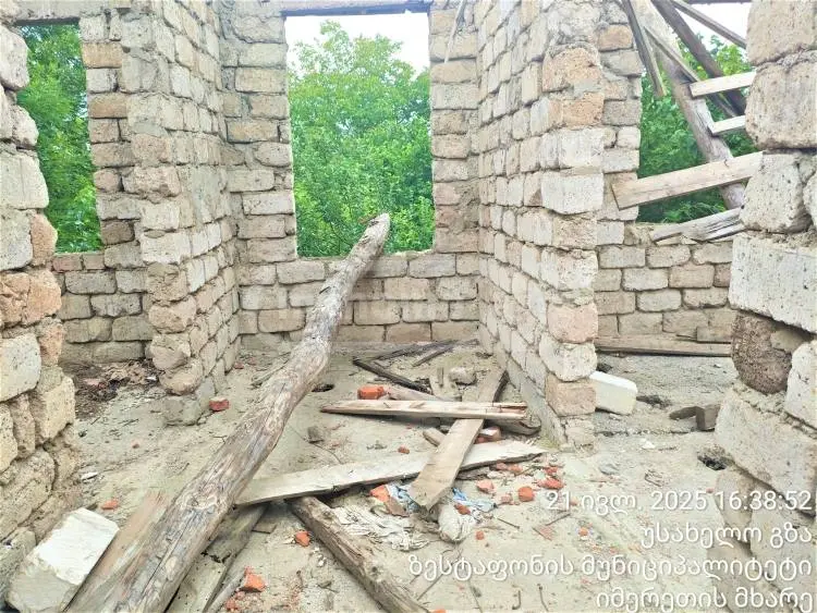 For Sale 7 Room Private House Zestaponshi view 3