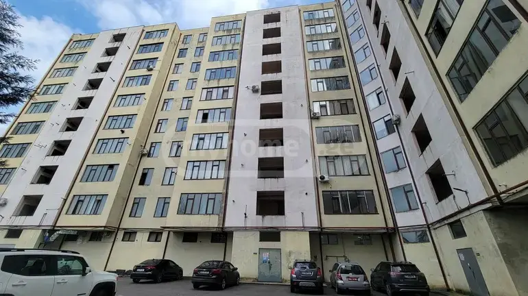 იყიდება 4-ოთახი ბინა Zugdidshiში view 6