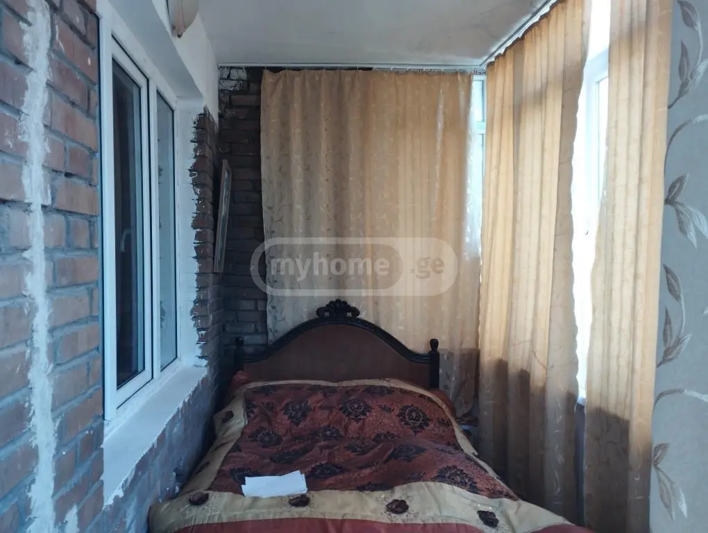 For Sale 3 Room Apartment Borjomshi view 2