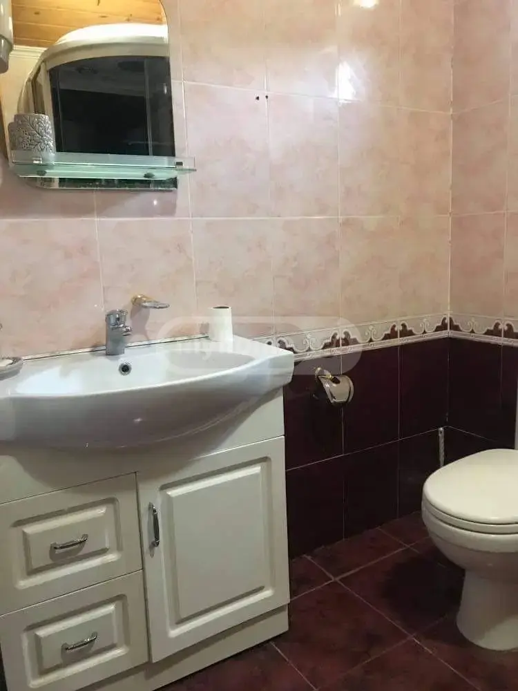 4 Room Summer Cottage For Rent. Mtatsminda view 25