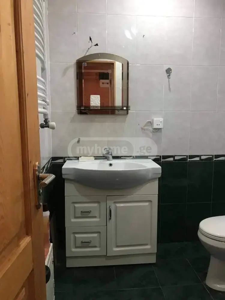 4 Room Summer Cottage For Rent. Mtatsminda view 24