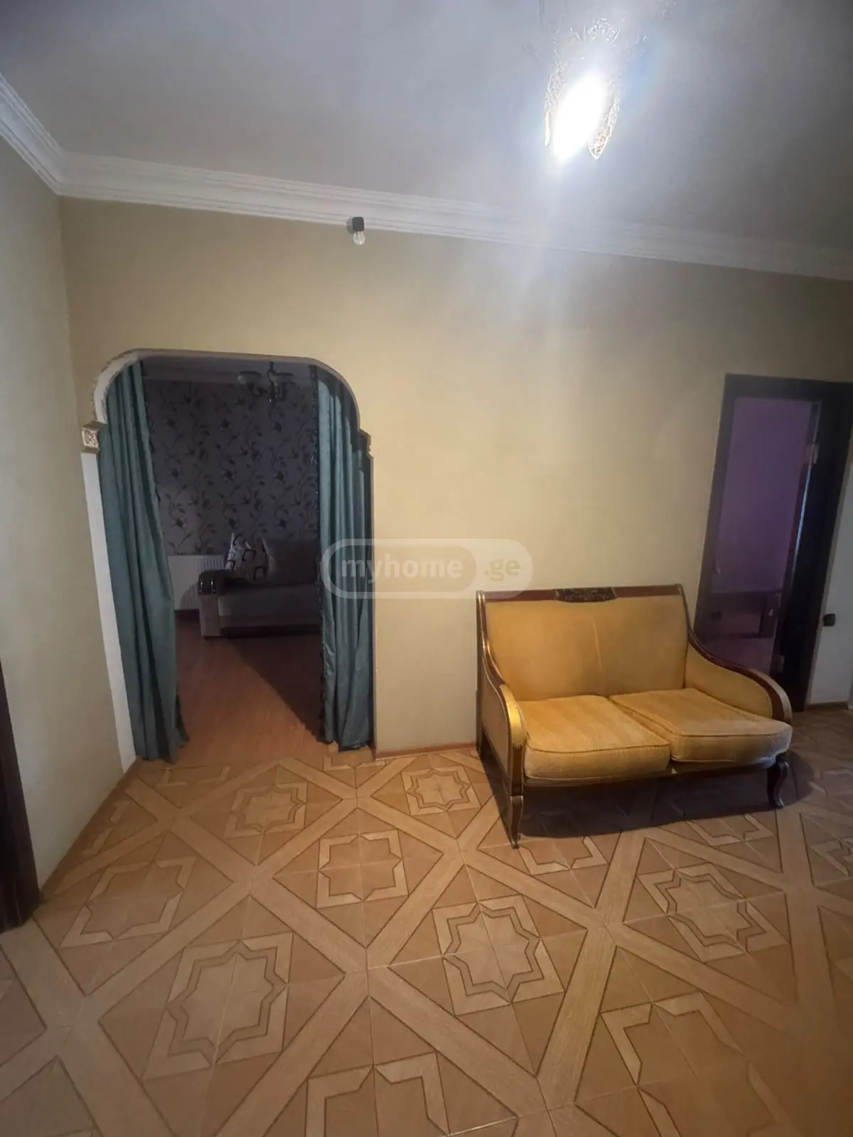 For Sale 6 Room Apartment view 6