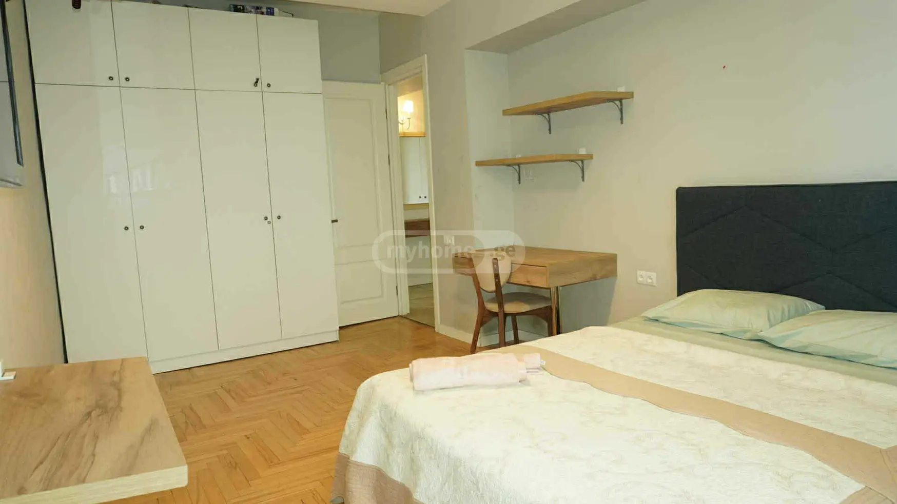 For Sale 4 Room Apartment, 11 of 12