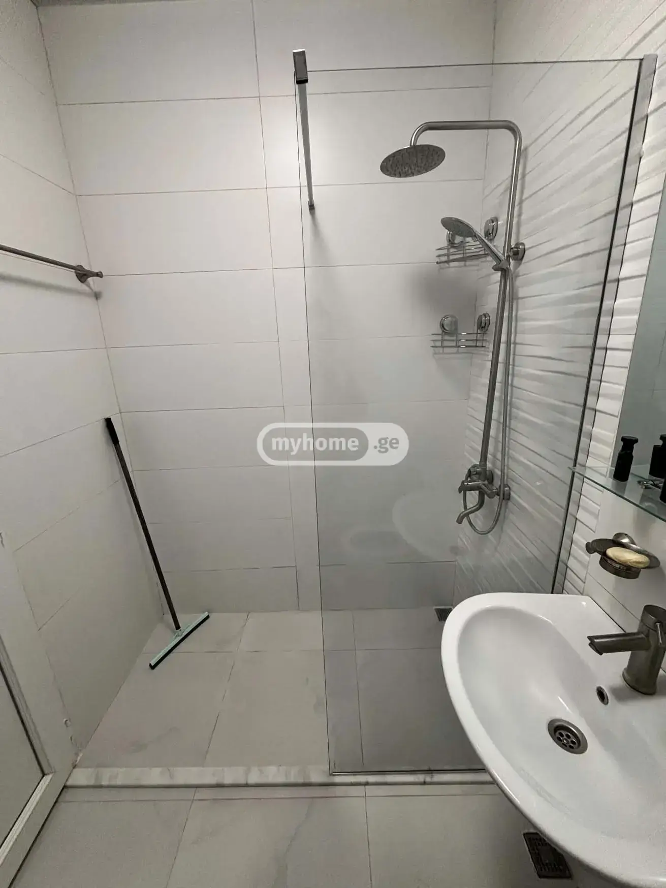For Rent 2 Room Apartment Kutaisshi view 6