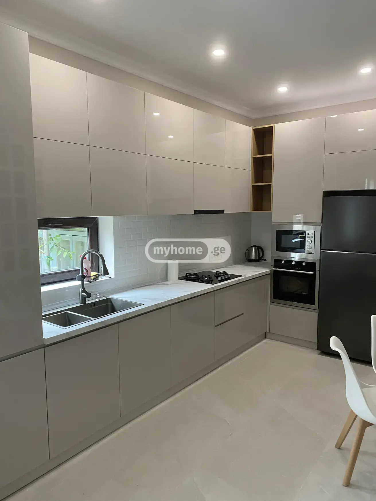 For Rent 2 Room Apartment Kutaisshi view 3