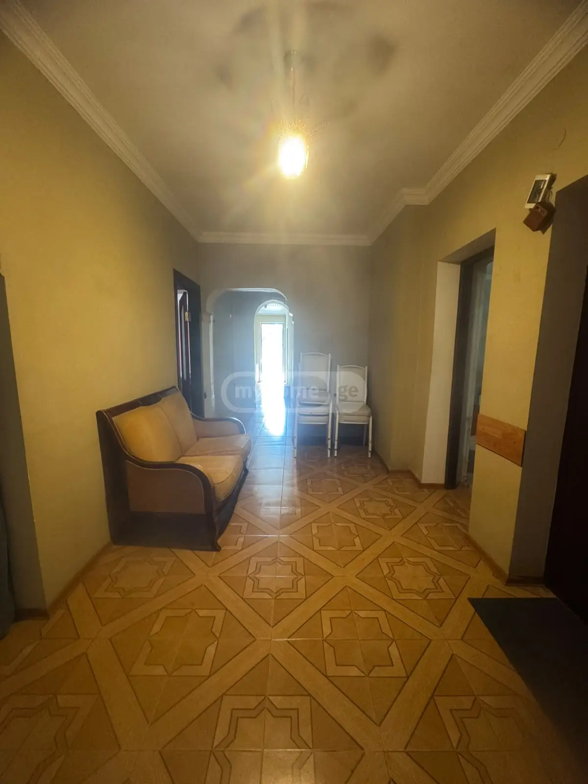 For Sale 6 Room Apartment view 3