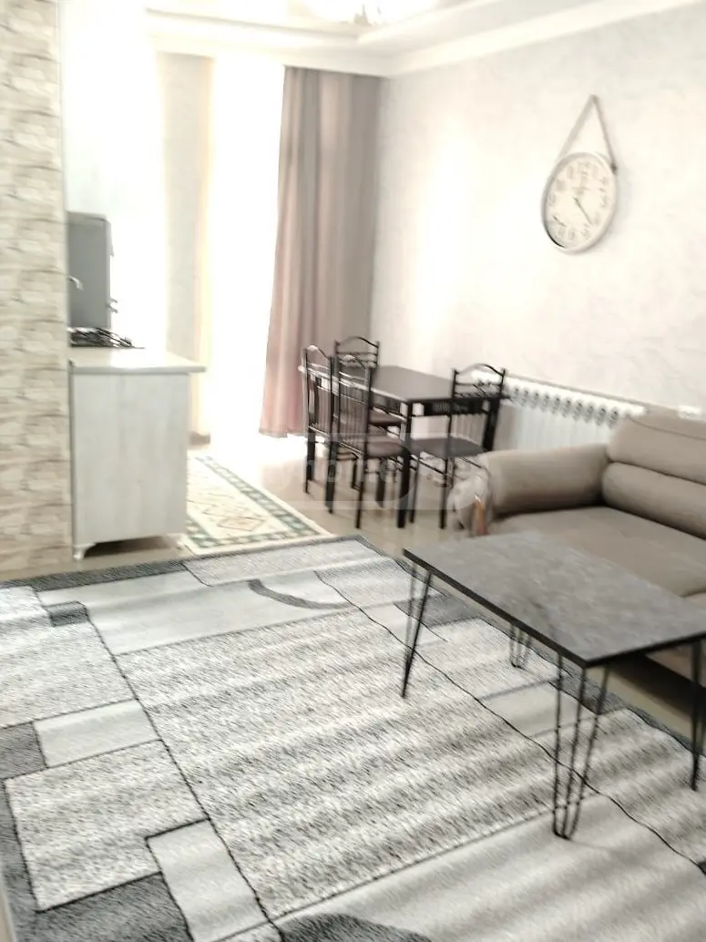 For Rent 3 Room Apartment view 1