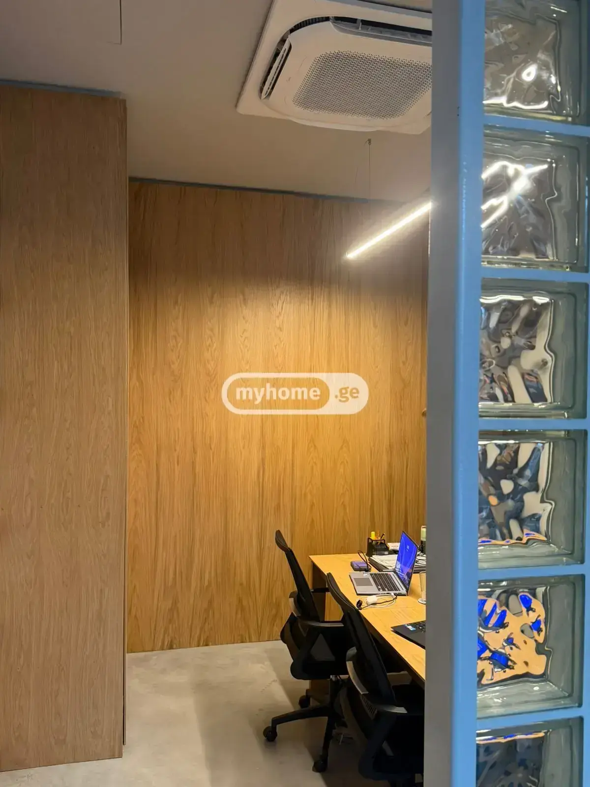 For Sale Universaluri Commercial Space Dighmis Masivshi view 11