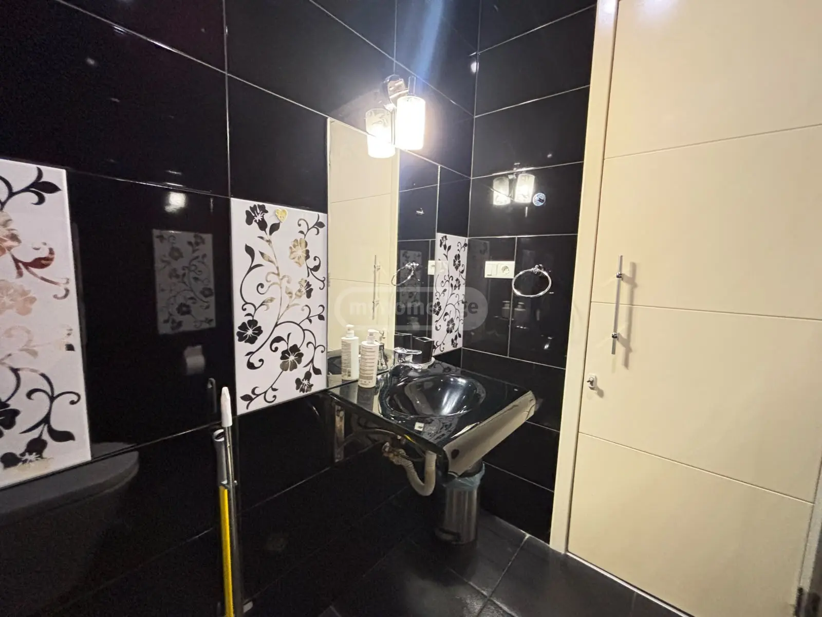 For Sale 5 Room Apartment, 8 of 12
