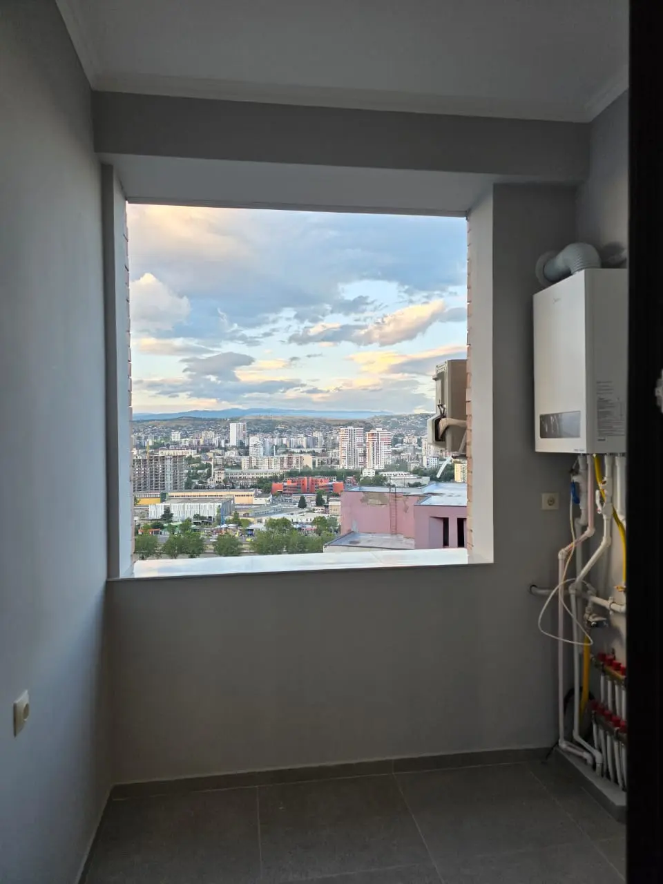For Sale 2 Room Apartment, 10 of 12
