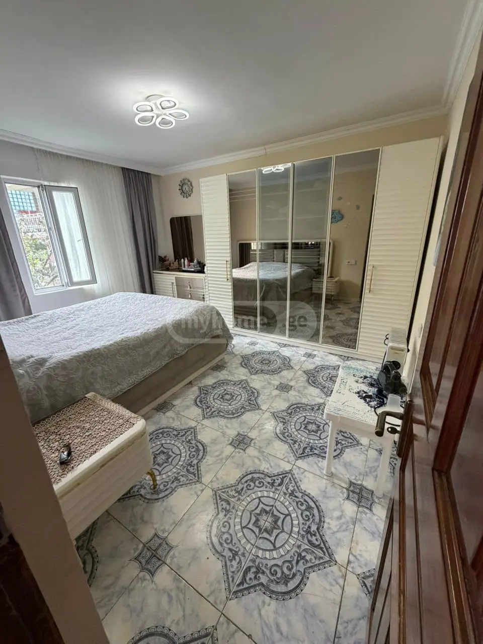 For Sale 10+ Room Private House In Batumi view 6